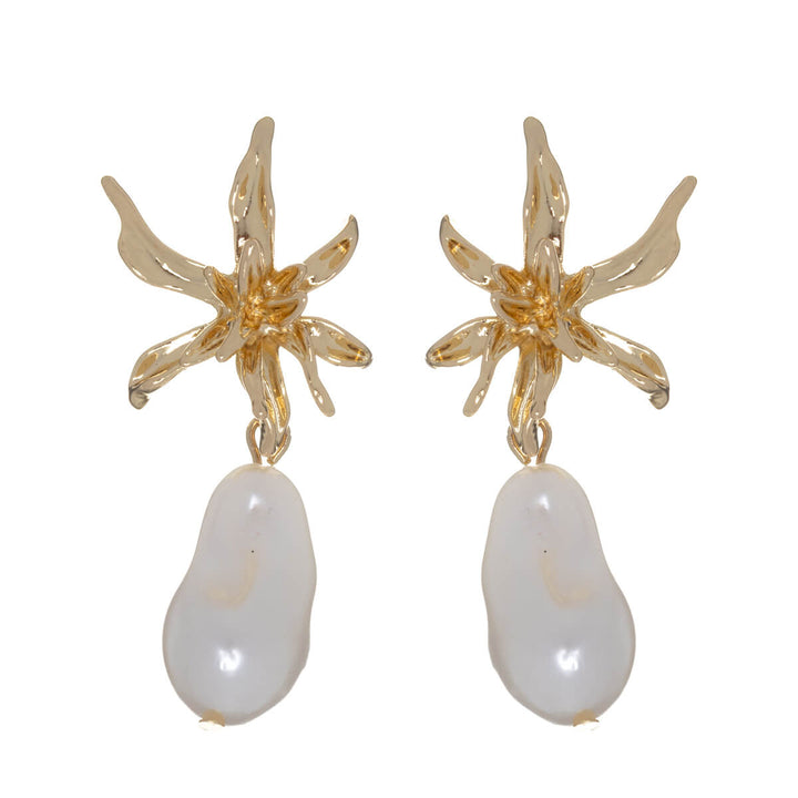 Flower earrings with pearl pendant