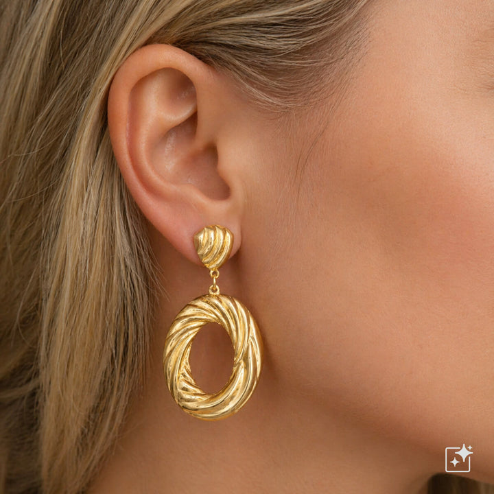 Patterned oval rings Drop earrings