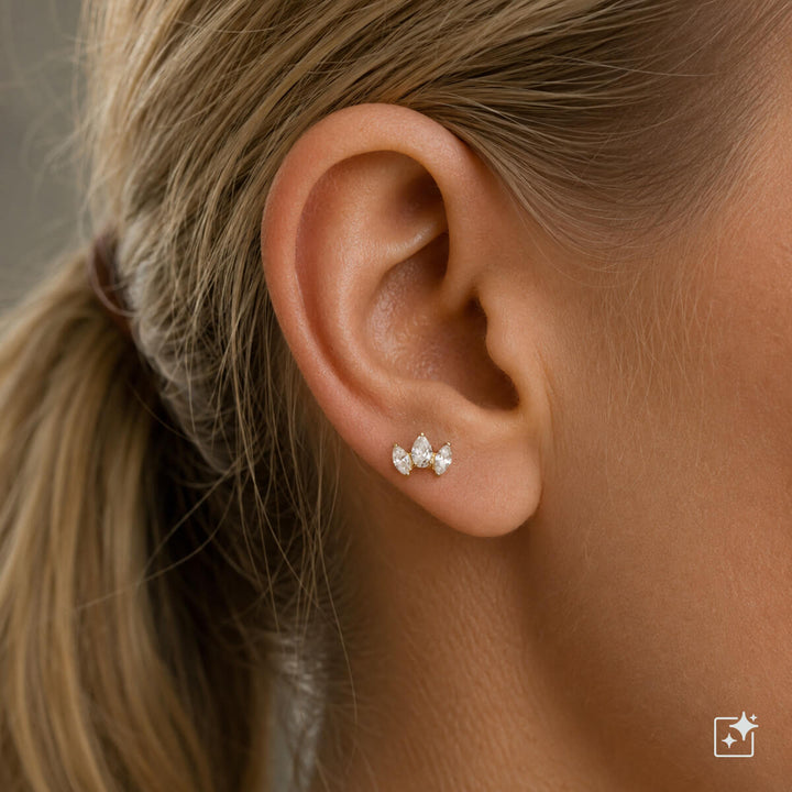 Titanium curved stud earrings with marquise-cut zirconia, 5.5 mm (G23)