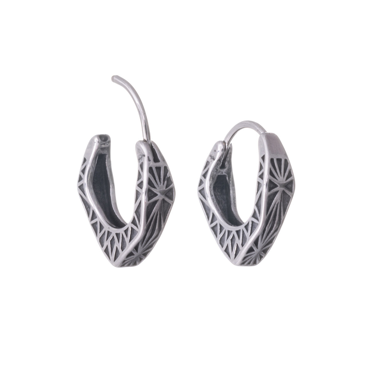 Bevelled textured earrings (Steel 316L)