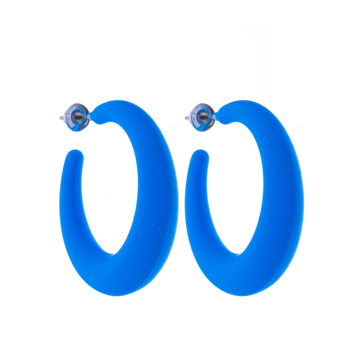 Örhängen i färgad plast (stål 316L)