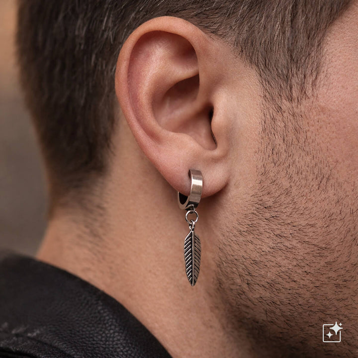 Korvarengas sulka-riipuksella – kirurginteräs (316L)