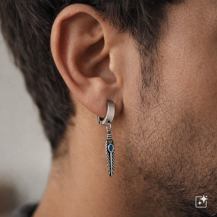 Clip-on örhängen med blå detalj – kirurgiskt stål (316L)