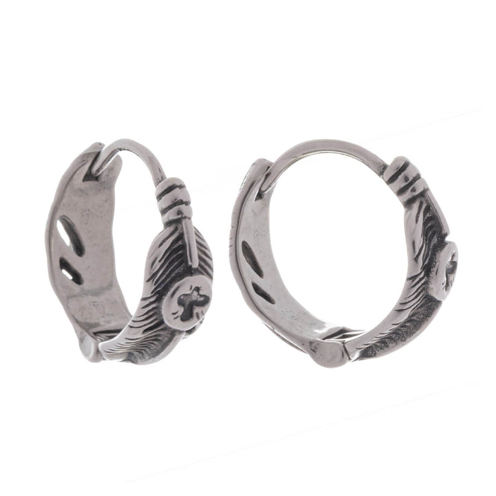 Örhängen med fjädermönster 13 mm – Kirurgiskt stål (316L)