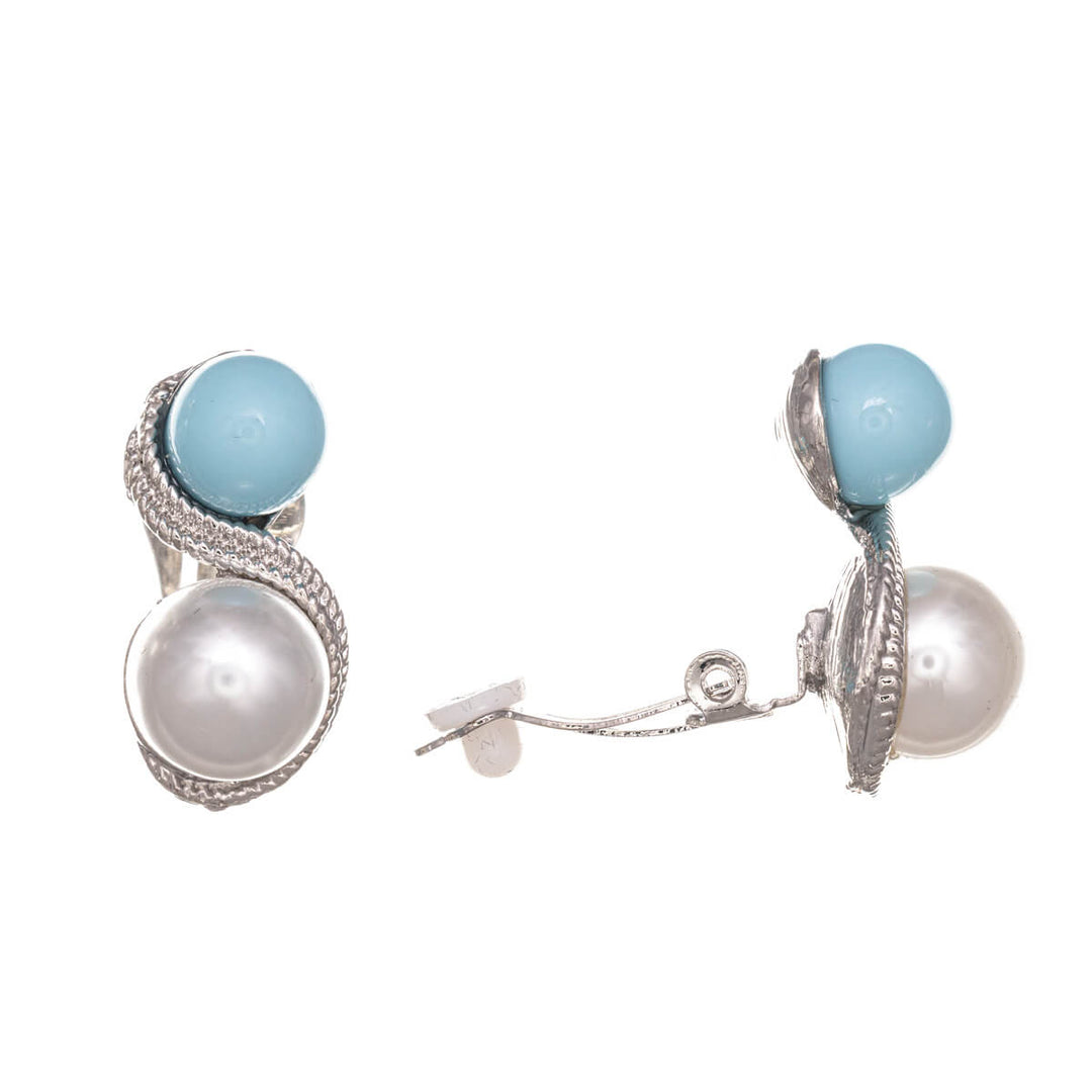 Double pearl clip earrings