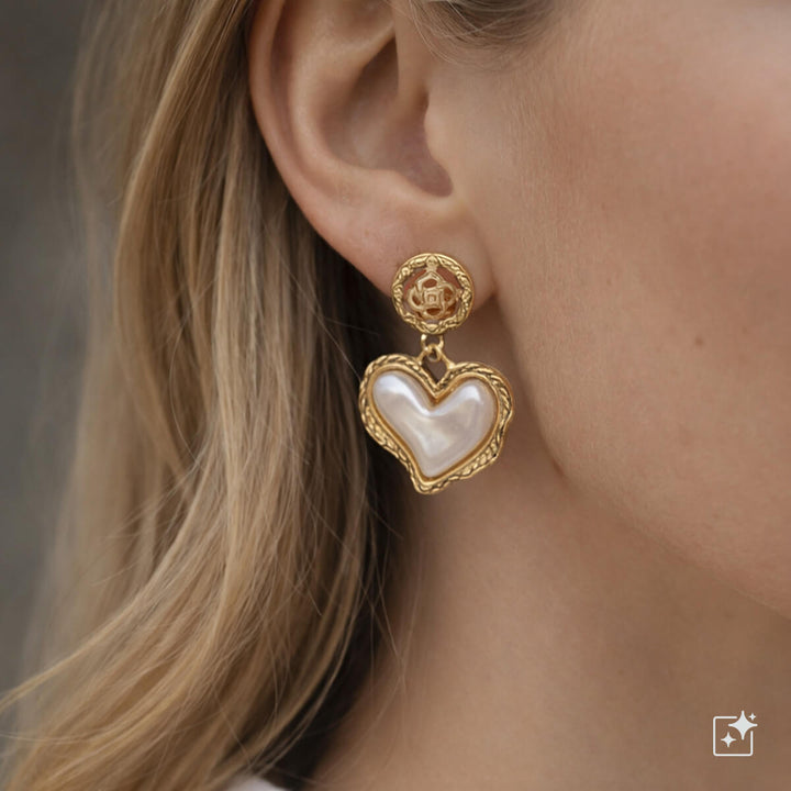 Dangling pearl heart Clip-on earrings