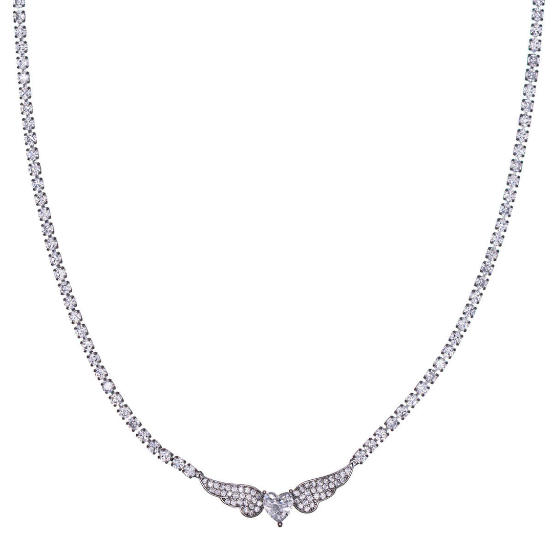 Heart-shaped zirconia necklace