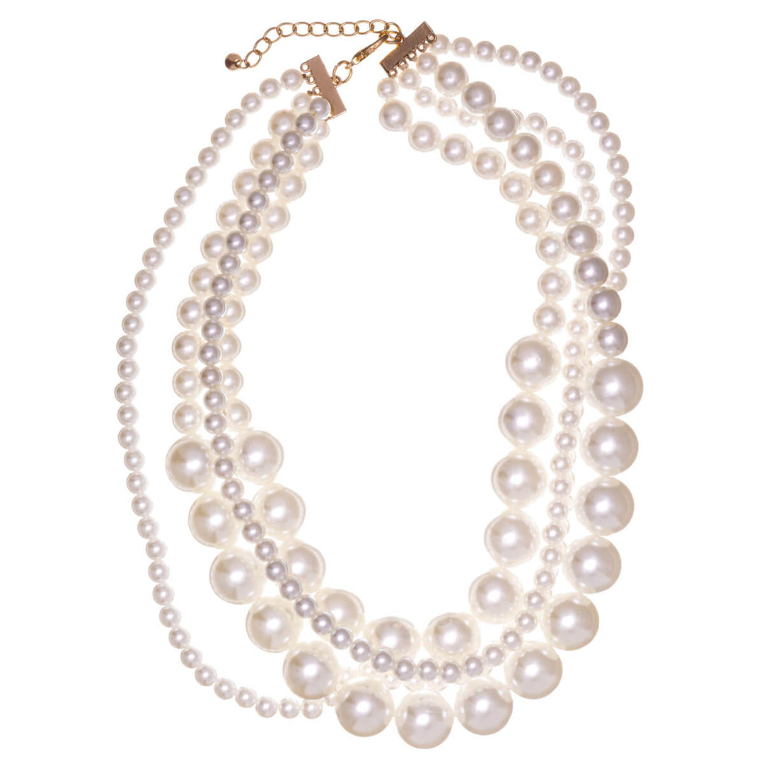 Generous 4-row pearl necklace