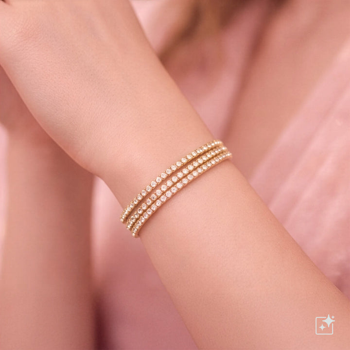 Kolmirivinen pyöreä zirkonia tennisrannekoru