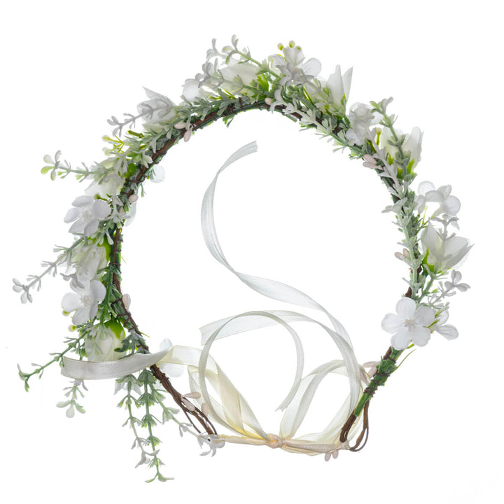 Kukkaseppele Valkoisista Hortensian Terälehdistä