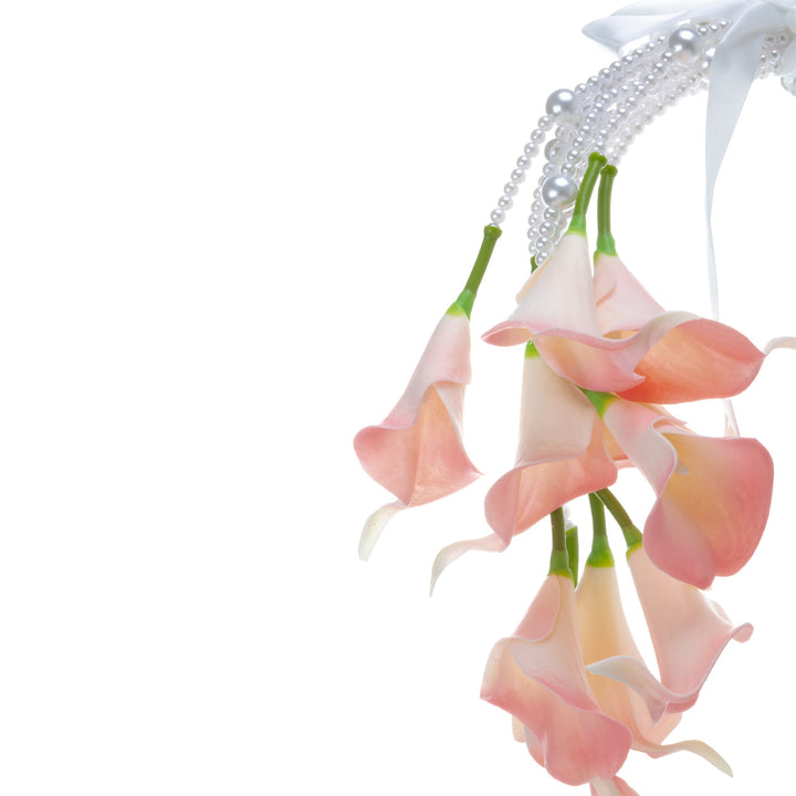 Brudbukett med pärlband – persikafärgad konstgjord blomma