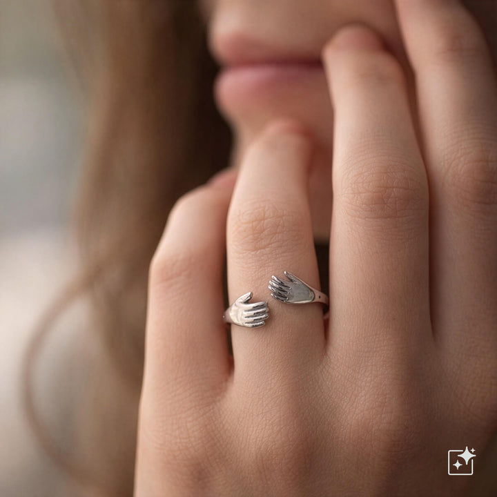 Justerbar, omfamnande ring – minimalistisk ring i stål