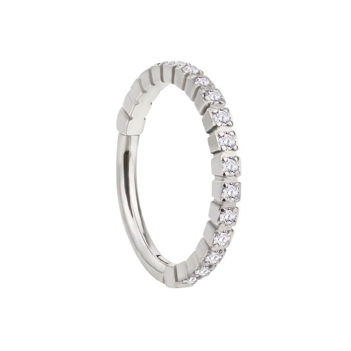 Orienterad zirkonia pave clicker piercingring 1,2mm (Titan G23)