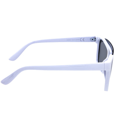 Solglasögon med enkelglas och platt topp
