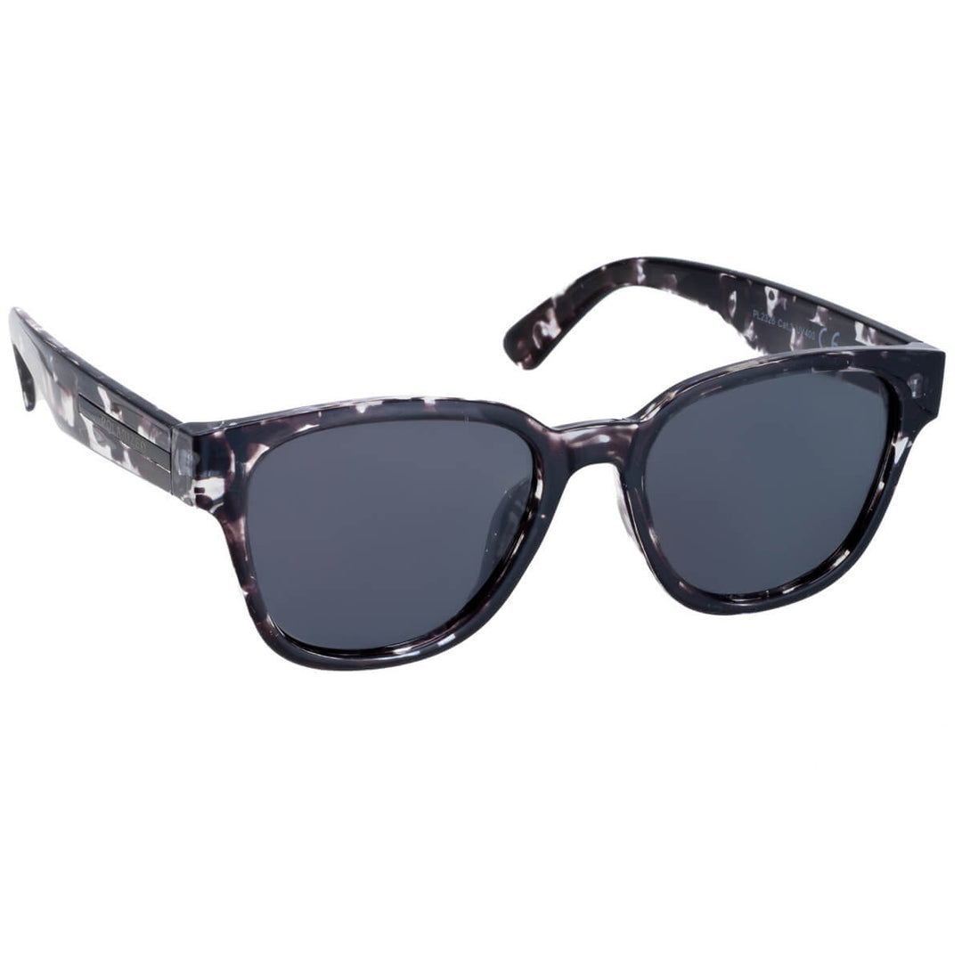 Polarised sunglasses