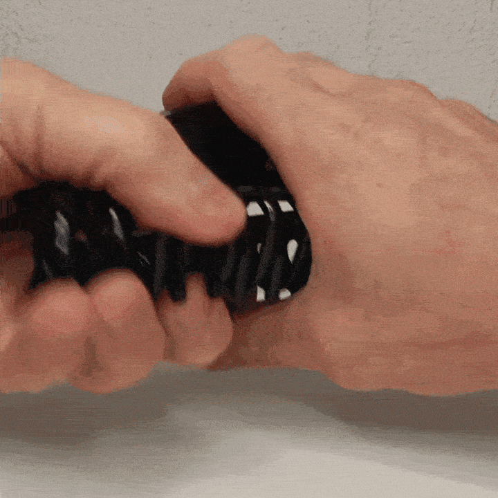 Iso hiusklipsi joustava muovinen hainhammas 12cm