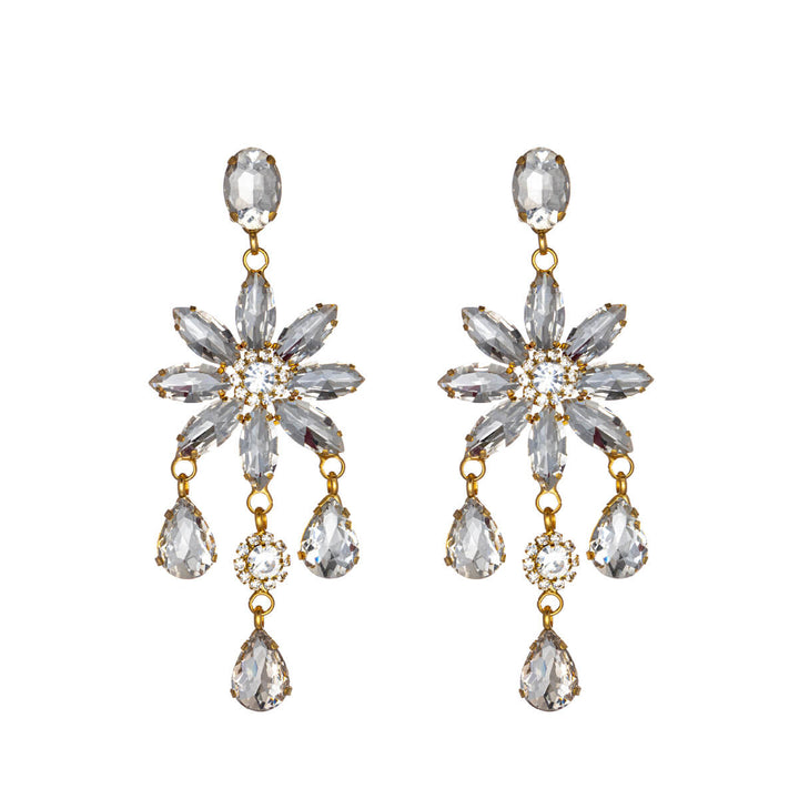 Spectacular party earrings with rhinestone flowers