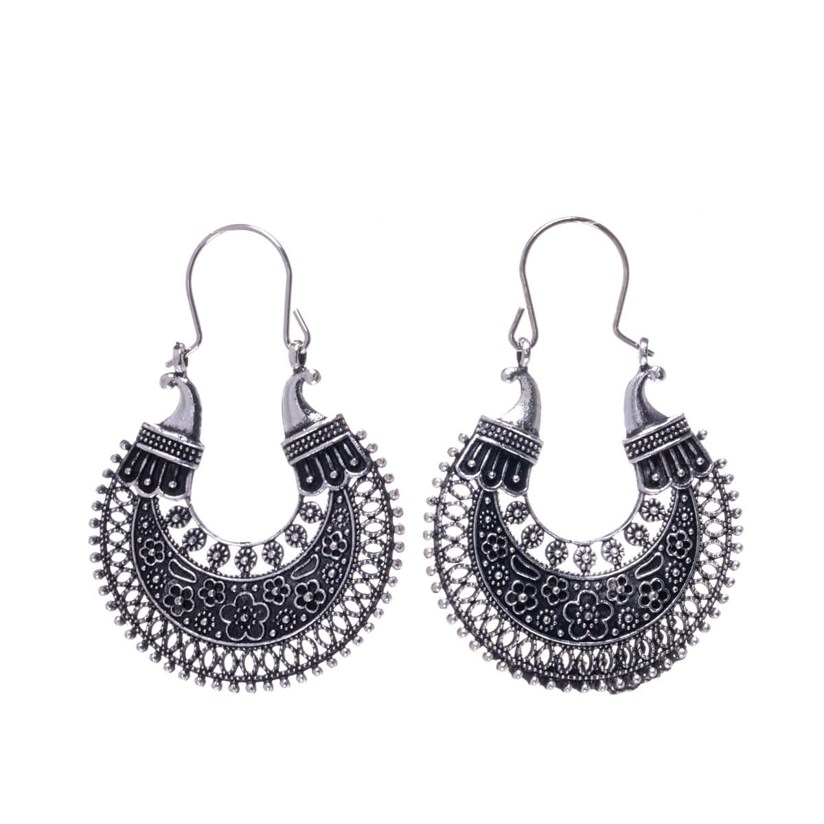 Hanging textured ring earrings
