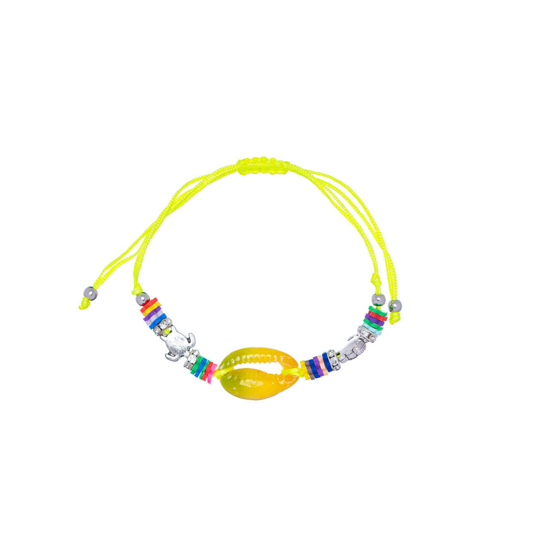 Coloured mussel bracelet on string