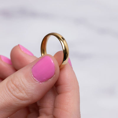 Curved gold plated steel ring 4mm